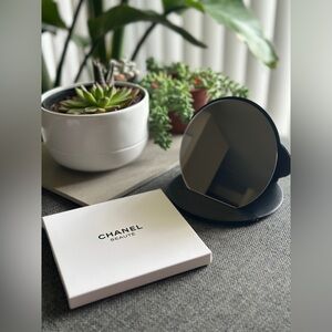 NEW CHANEL Black Cosmetic Beauty Makeup Magnifying Mirror with Box (VIP Gift)